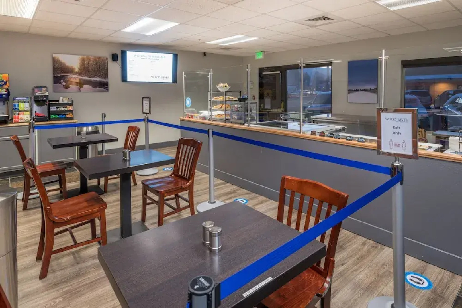 Wood River Inn & Suites