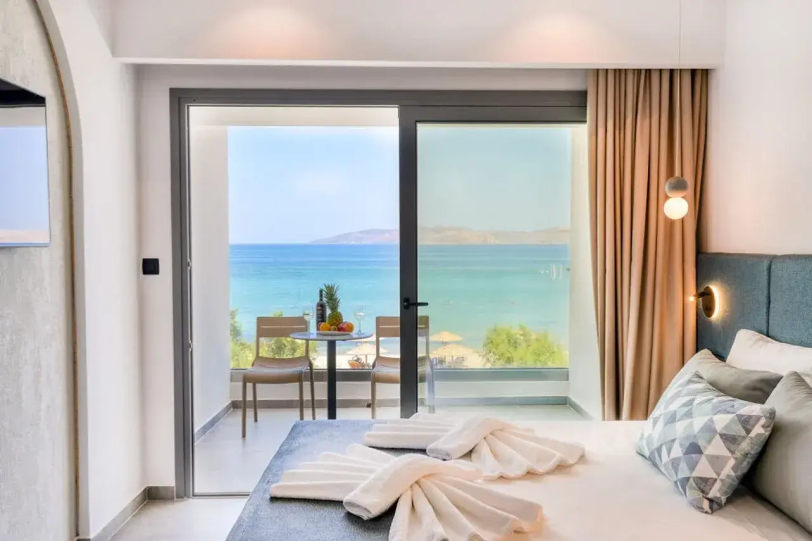 Seaside Beach Marmari Hotel