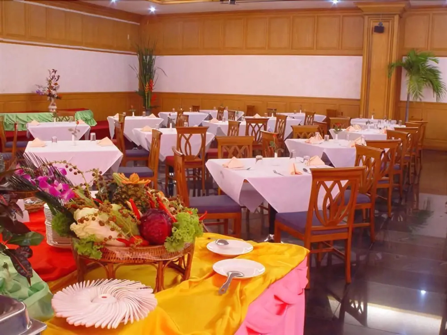 PathumThani Place Hotel