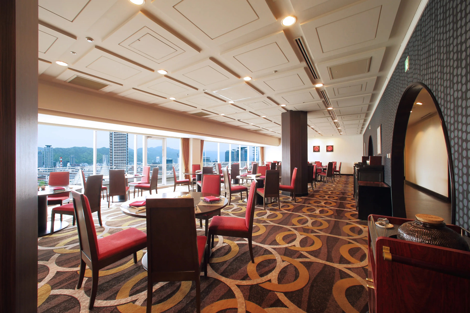 Kobe MerikenPark Oriental Hotel