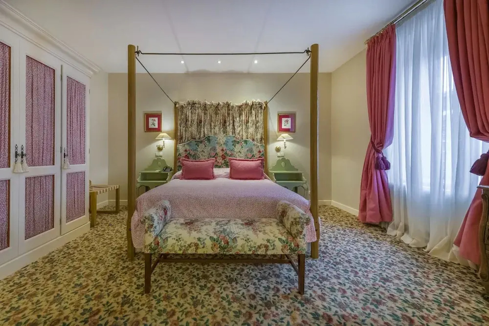 Stikliai Palace Residence