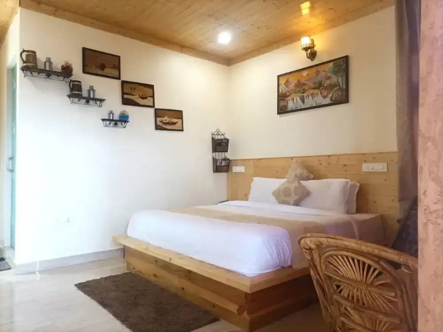 The Vintage Hill Village