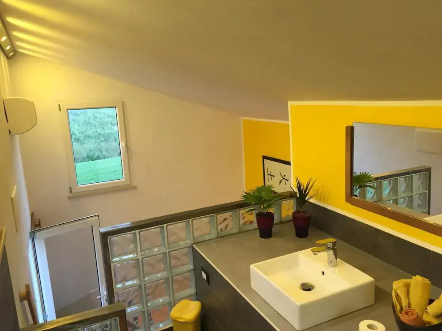 LeAmorine White House B&B