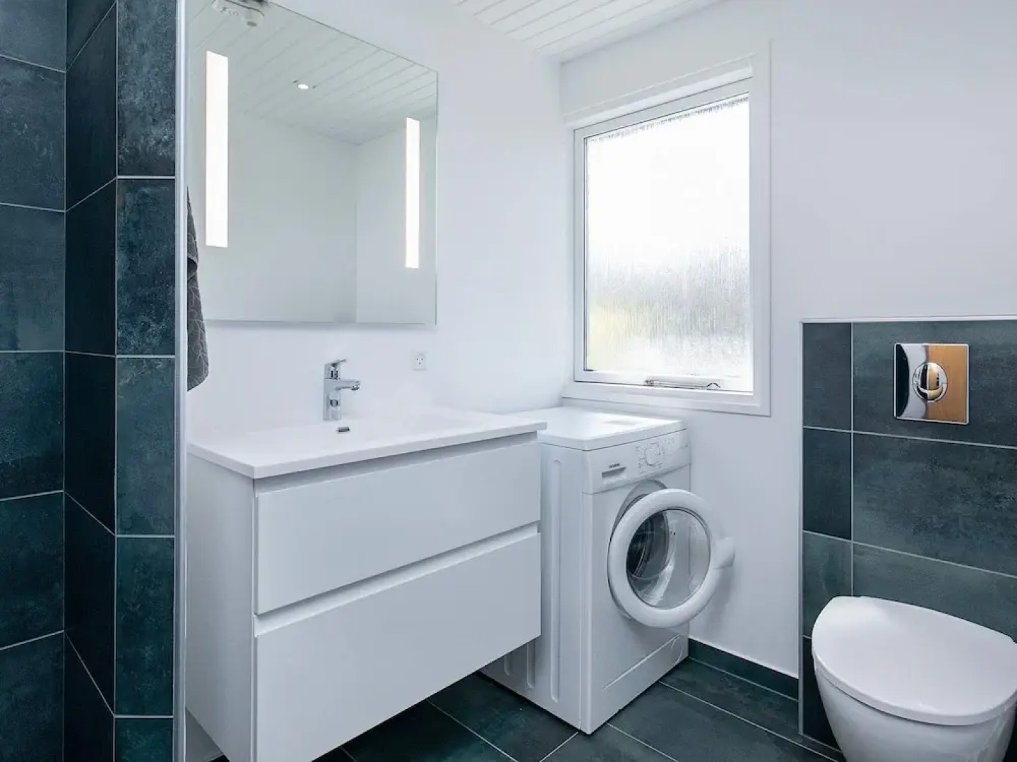 Gorgeous Holiday Home in Blåvand Jutland With Terrace