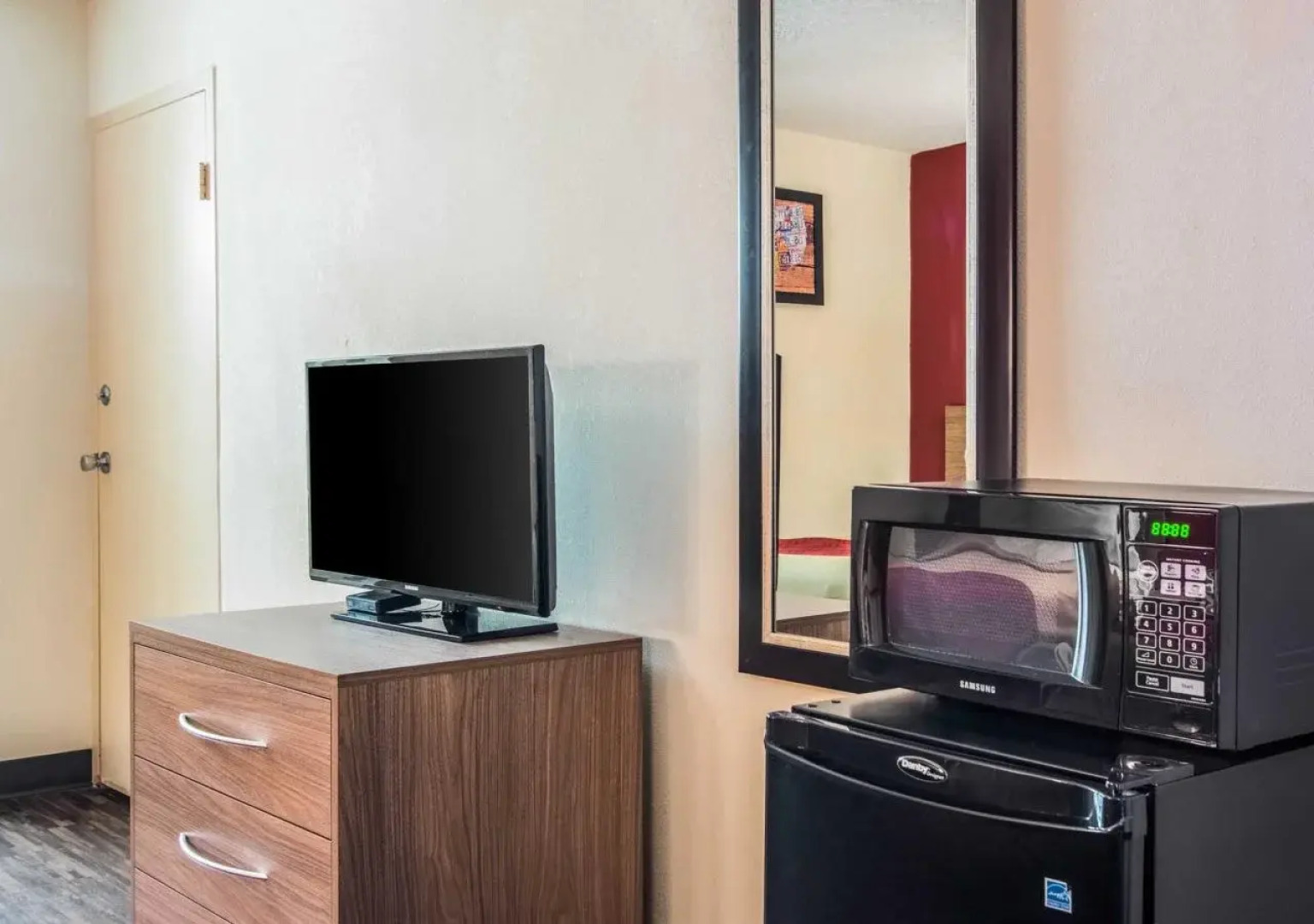 Comfort Suites Lombard - Addison