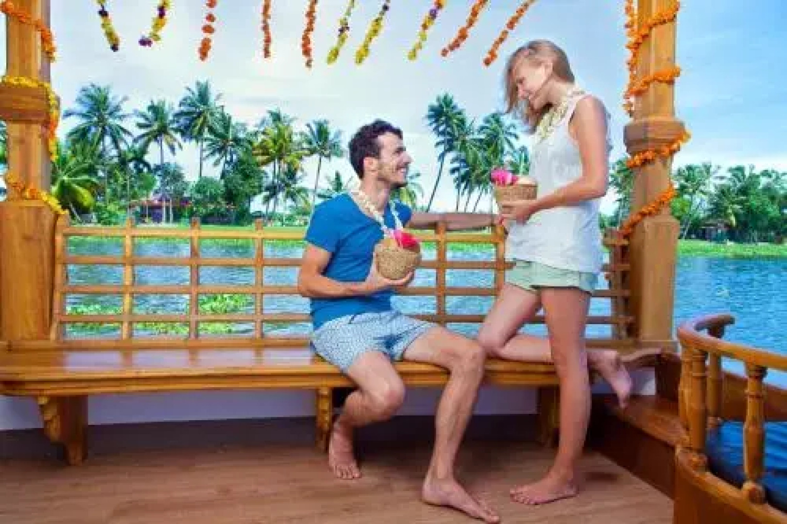 Abad Premium House Boat