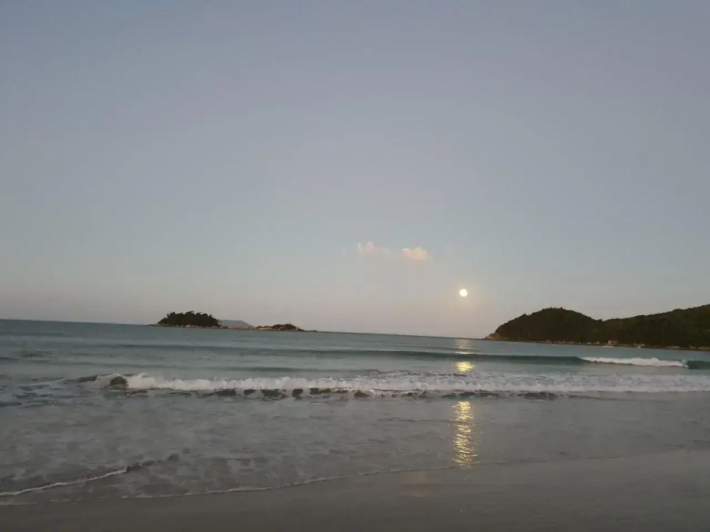 Apt de luxo, pé na areia, 200m2 melhor loc Palmas