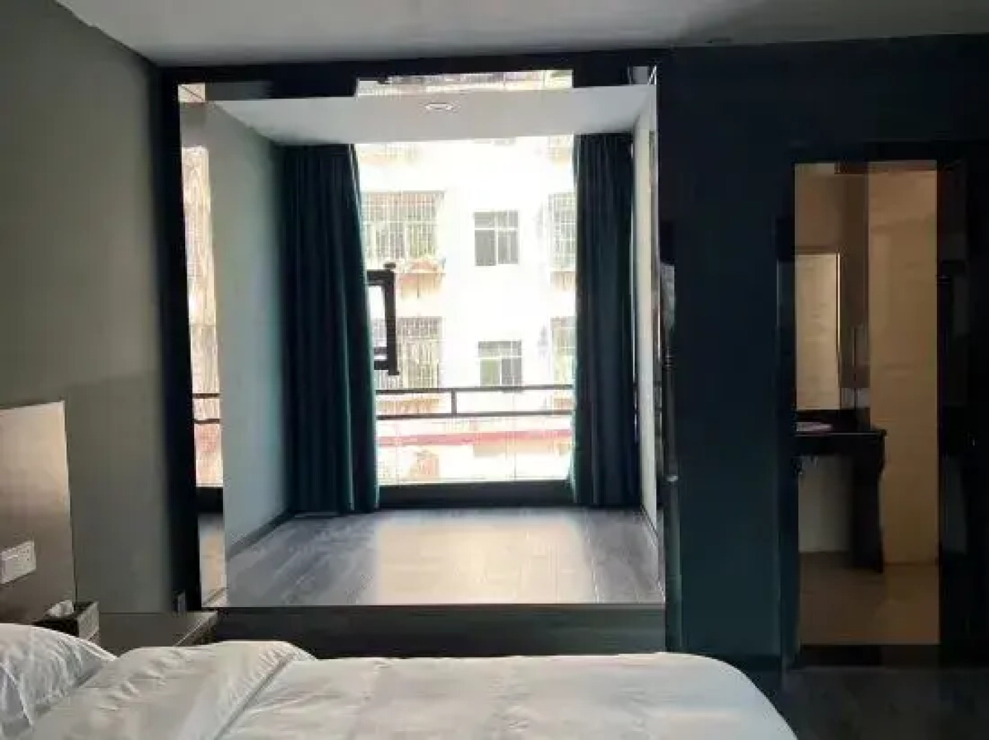 Yudu County Beautiful Garden Hotel