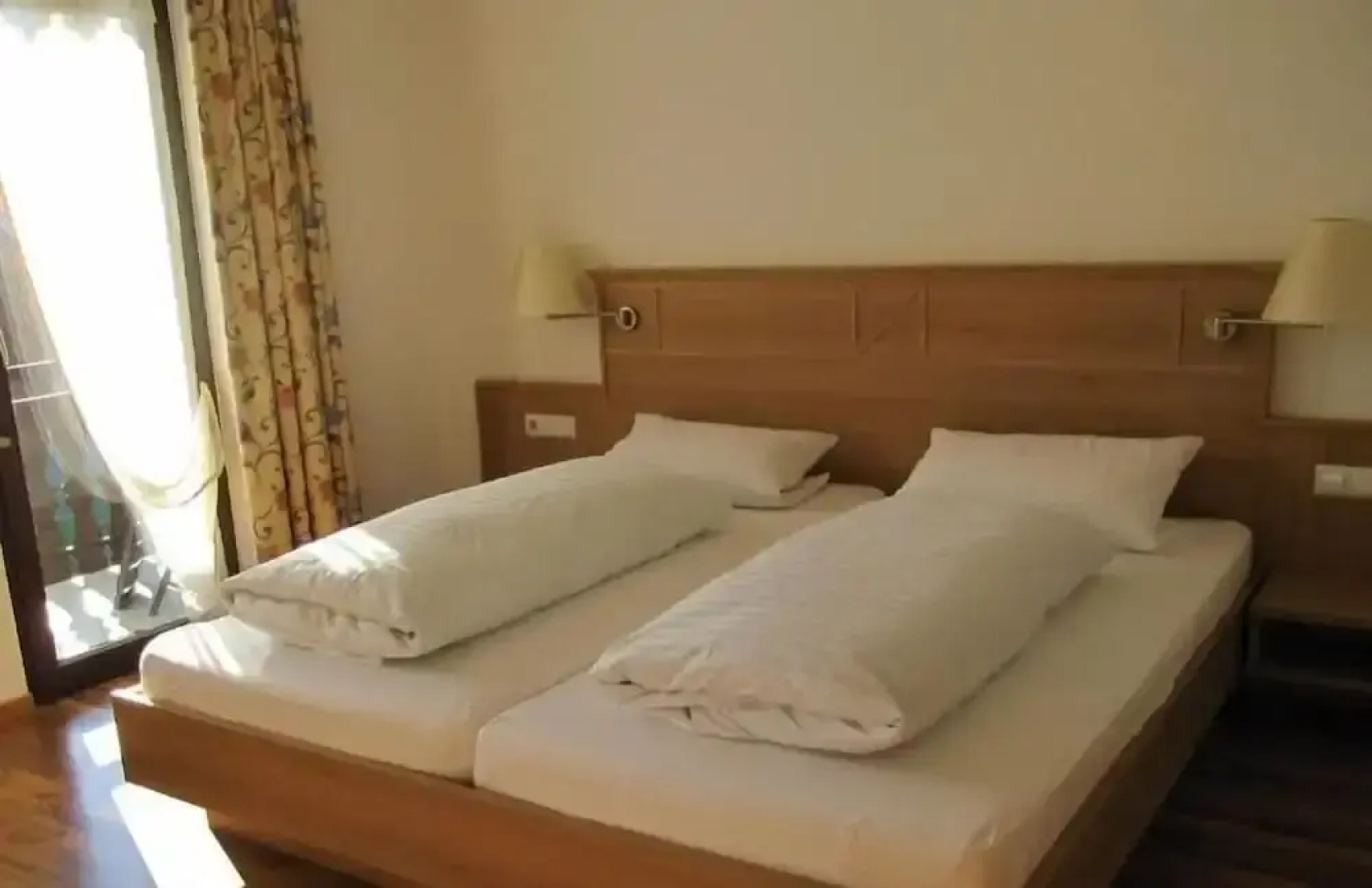 Hotel Restaurant Pension Krone Post