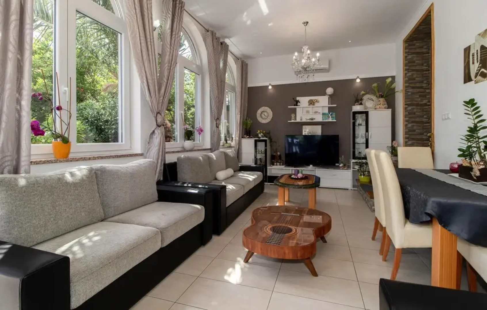 Beautiful Home in Crikvenica With Wifi and 6 Bedrooms