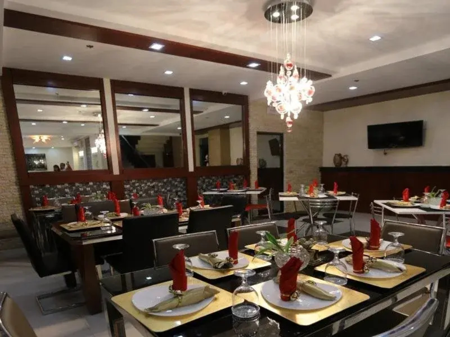 Ey Miner Suites Borromeo