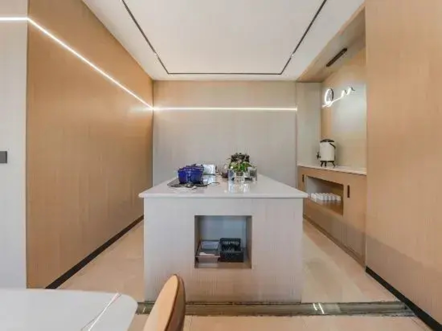 Kester Business Hotel