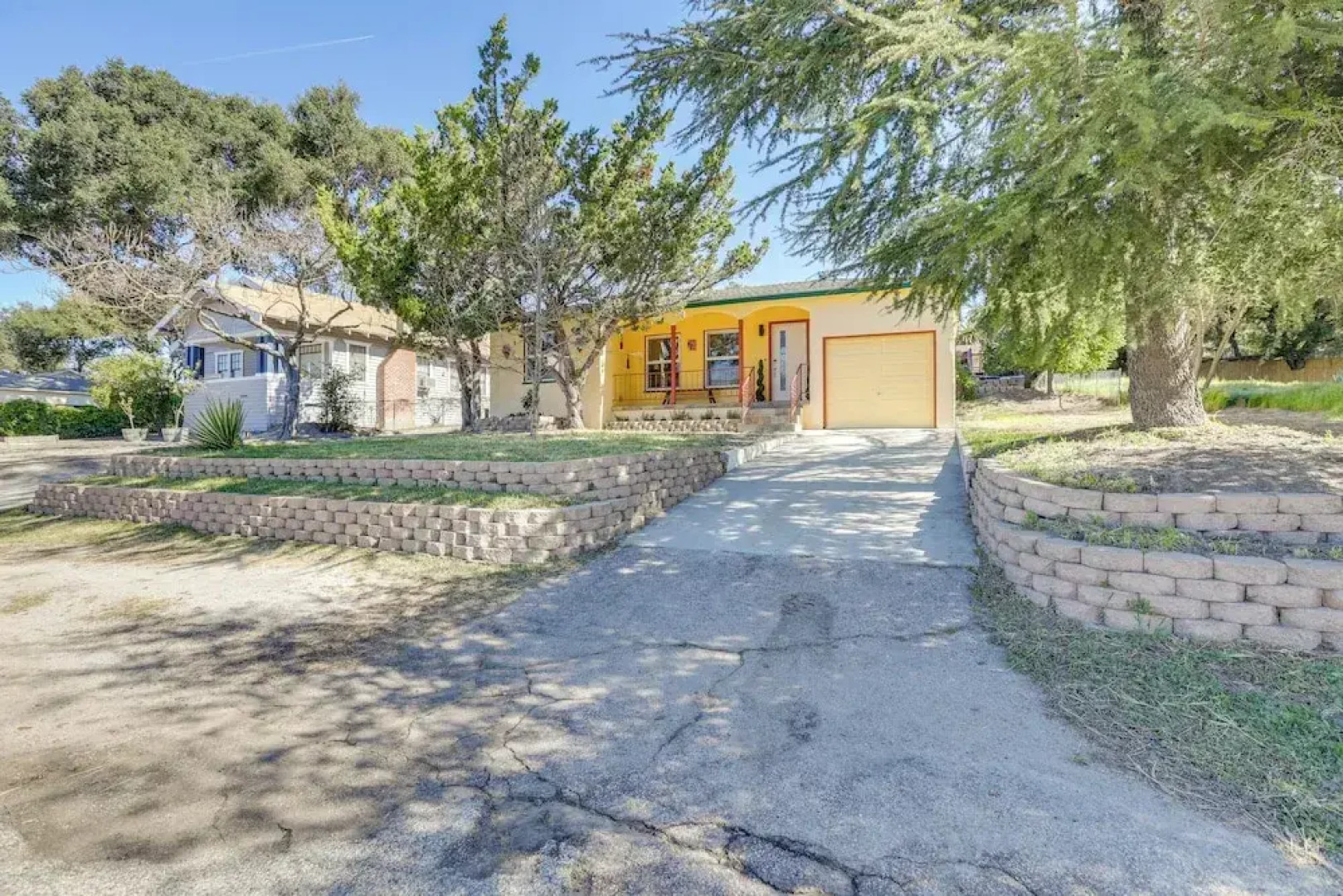 Walk to Downtown Atascadero: Cottage w/ Sunroom!