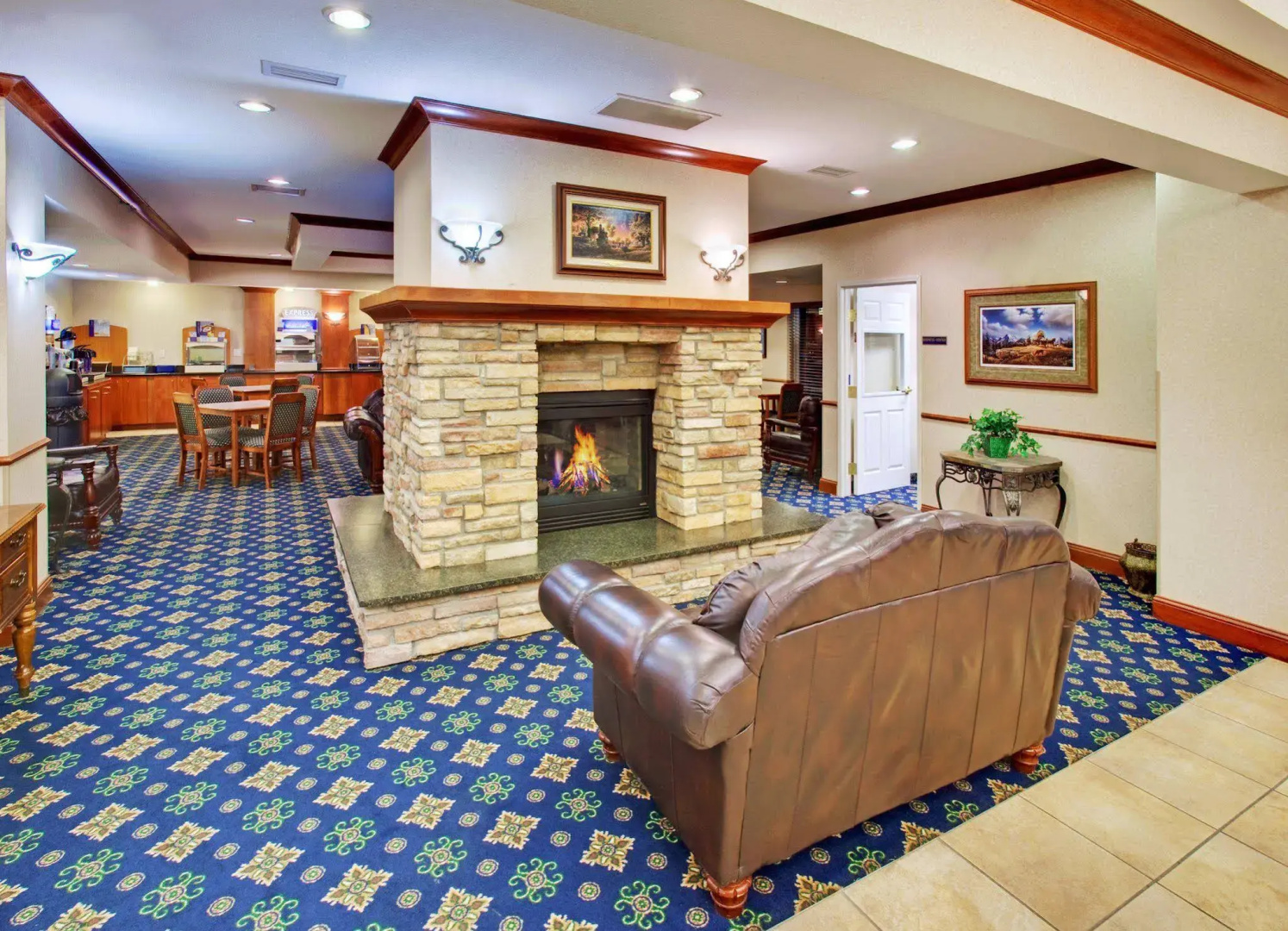 Holiday Inn Express Hotel & Suites Dickinson by IHG