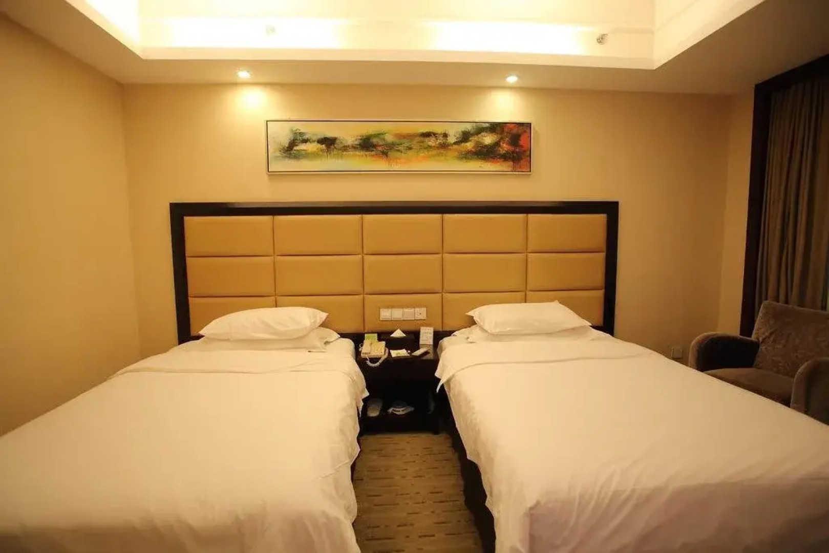 Wassim Hotel JiaXing