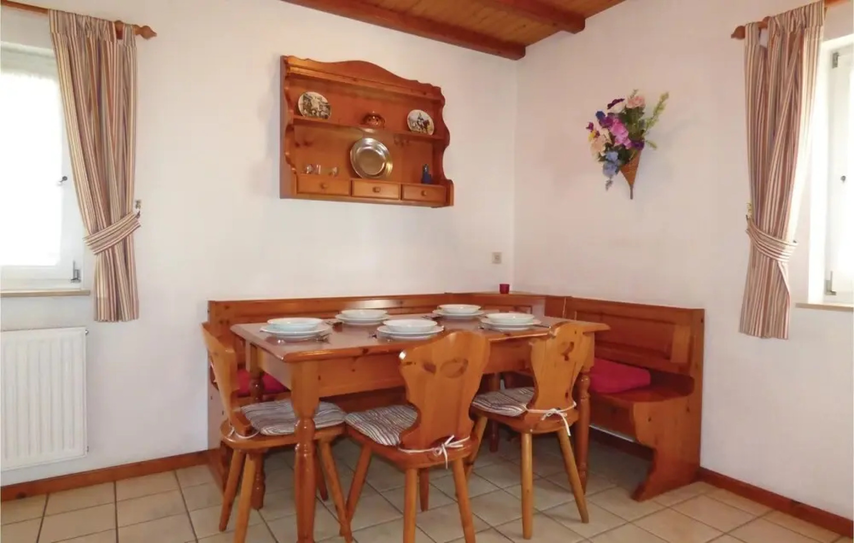 Beautiful Home in Thalfang With 4 Bedrooms and Wifi