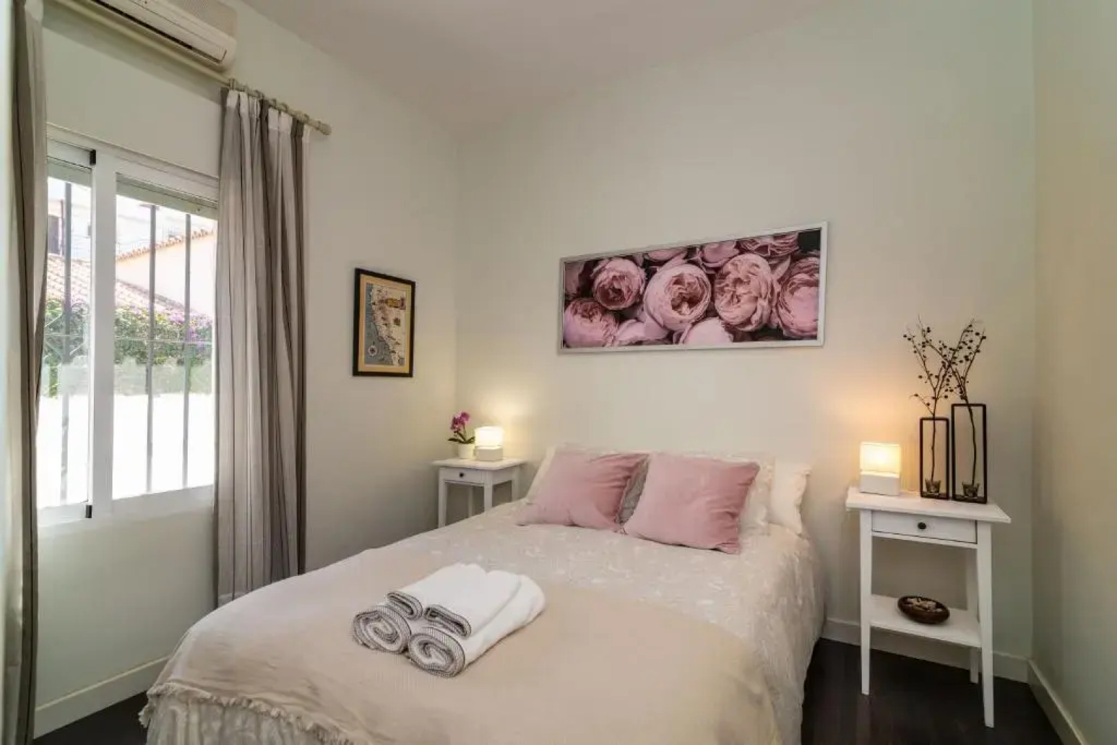 N&A Velázquez 5BDR Independent Villa