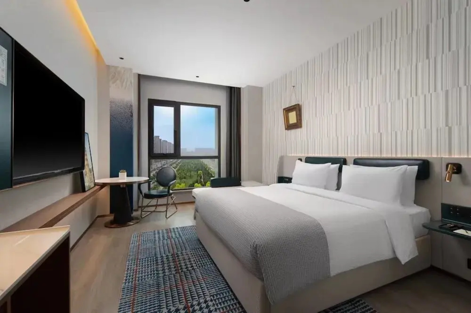 Linfen Wanda Yuehua Hotel