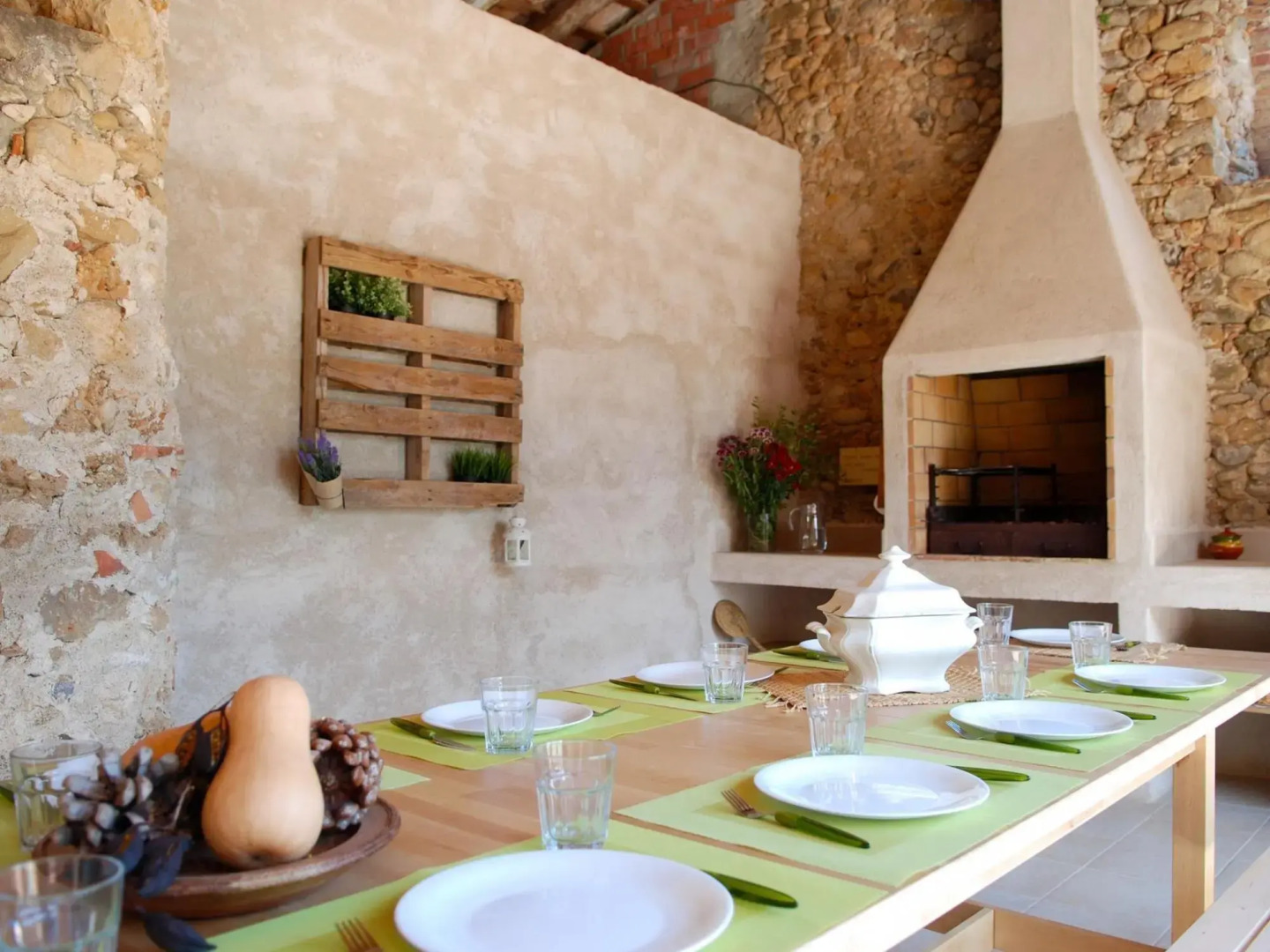 Traditional Estate From the XIV Century, With Swimming Pool