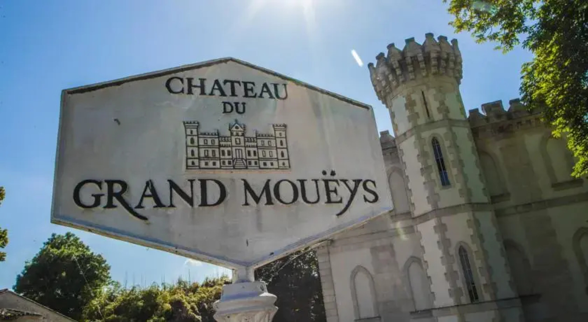 Chambres dHôtes du Château du Grand Mouëys