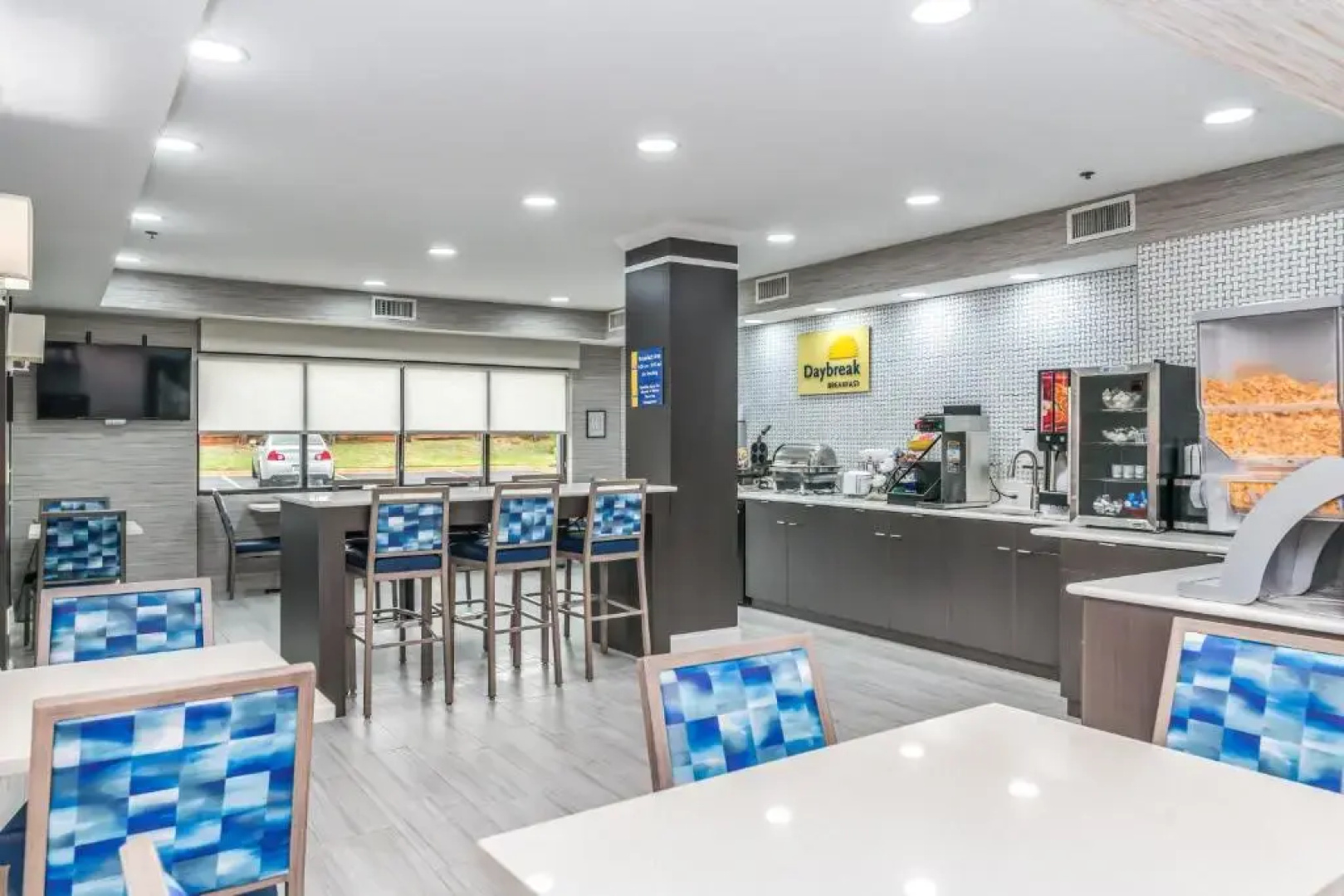 Days Inn & Suites Prattville-Montgomery