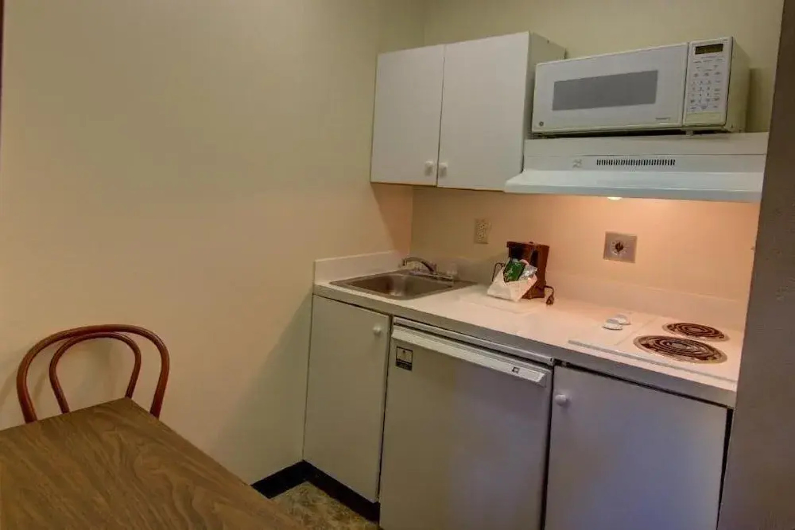 InTown Suites Extended Stay Atlanta GA - Snellville