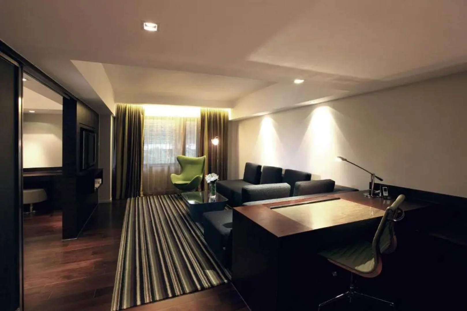 The Mira Hong Kong Hotel