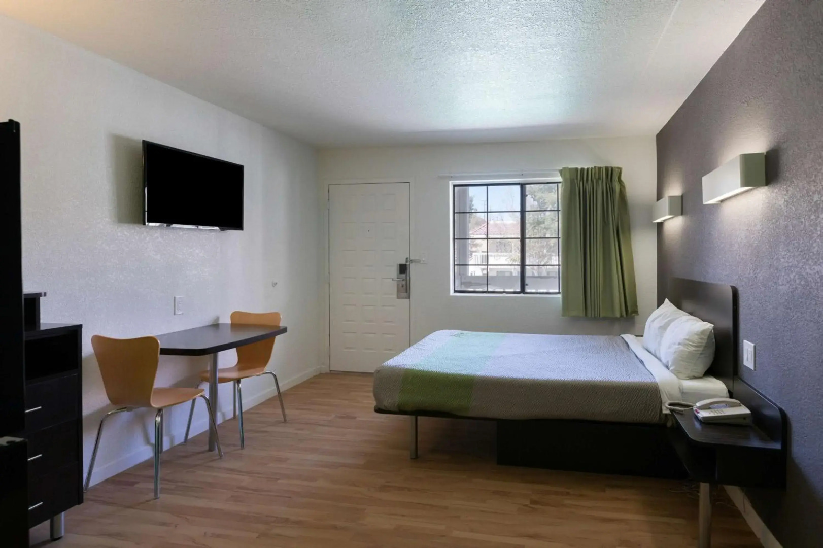 Studio 6 Barstow, CA