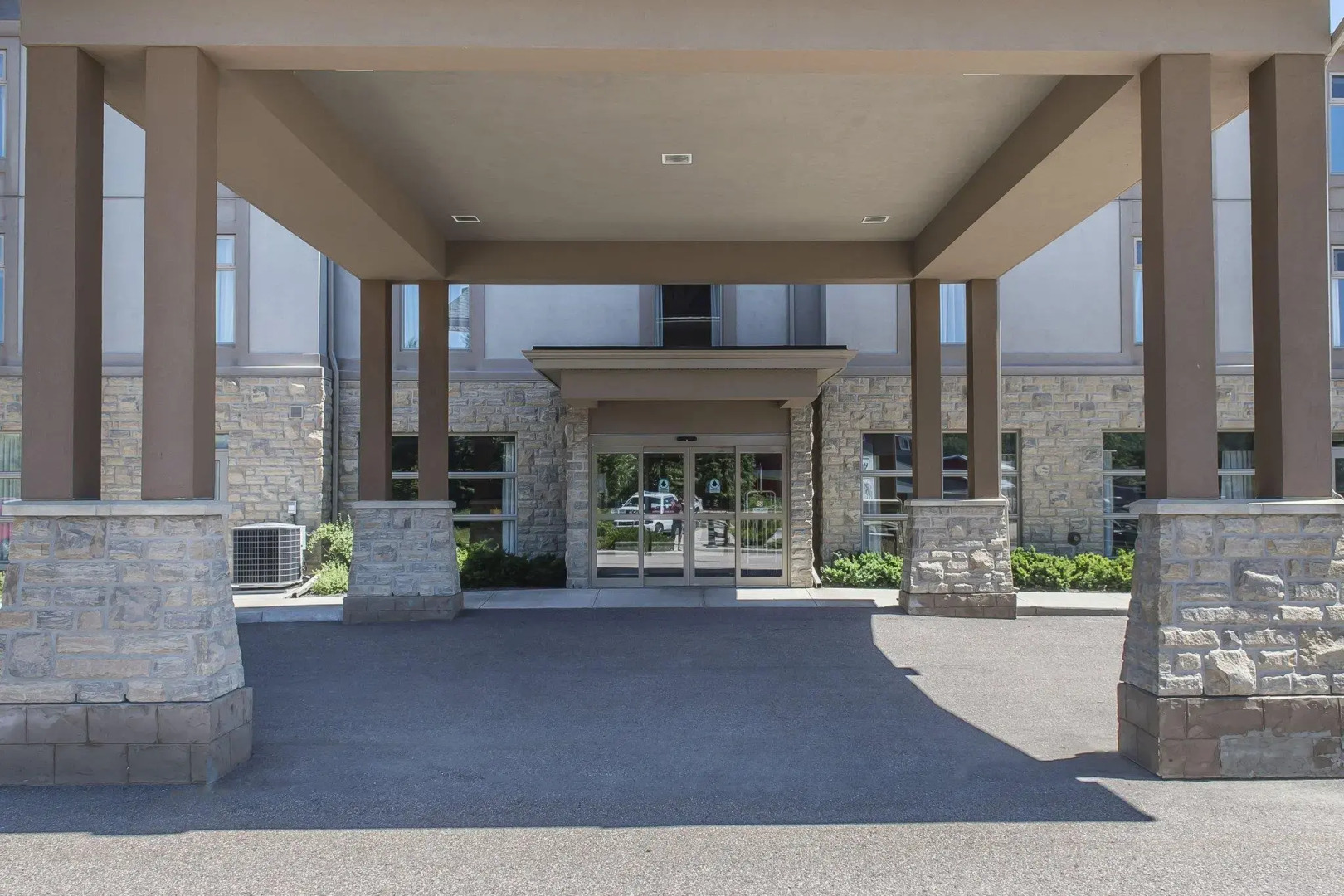 Quality Inn and Suites Petawawa