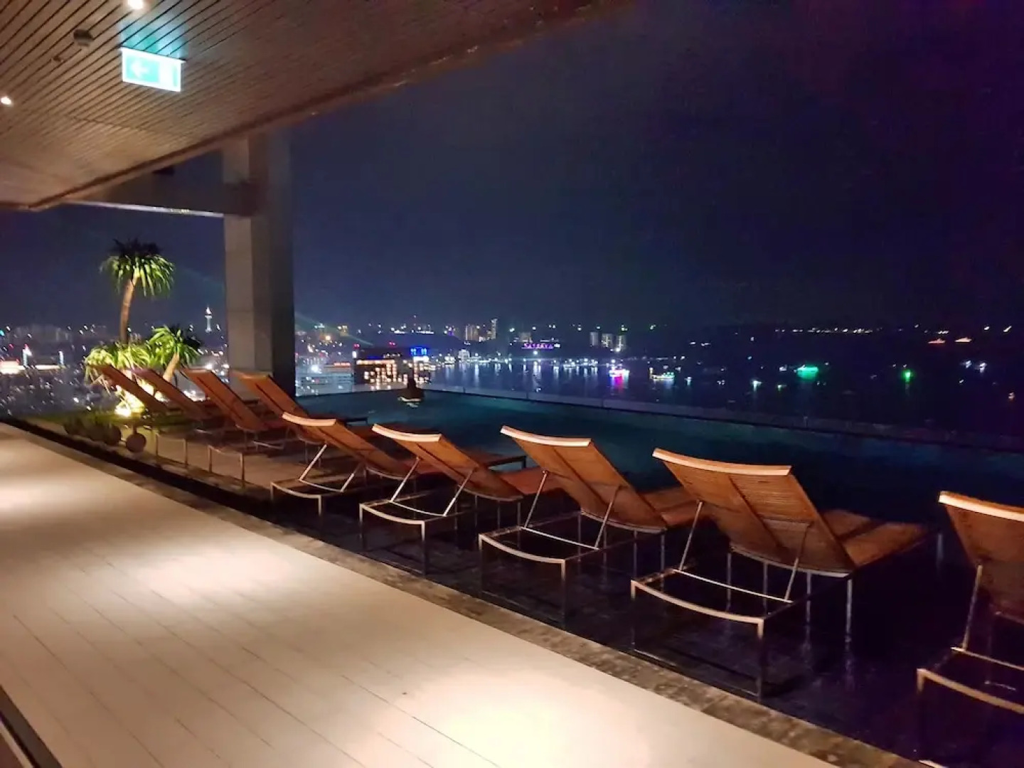 2BR Centric Sea 843 by Pattaya Holiday
