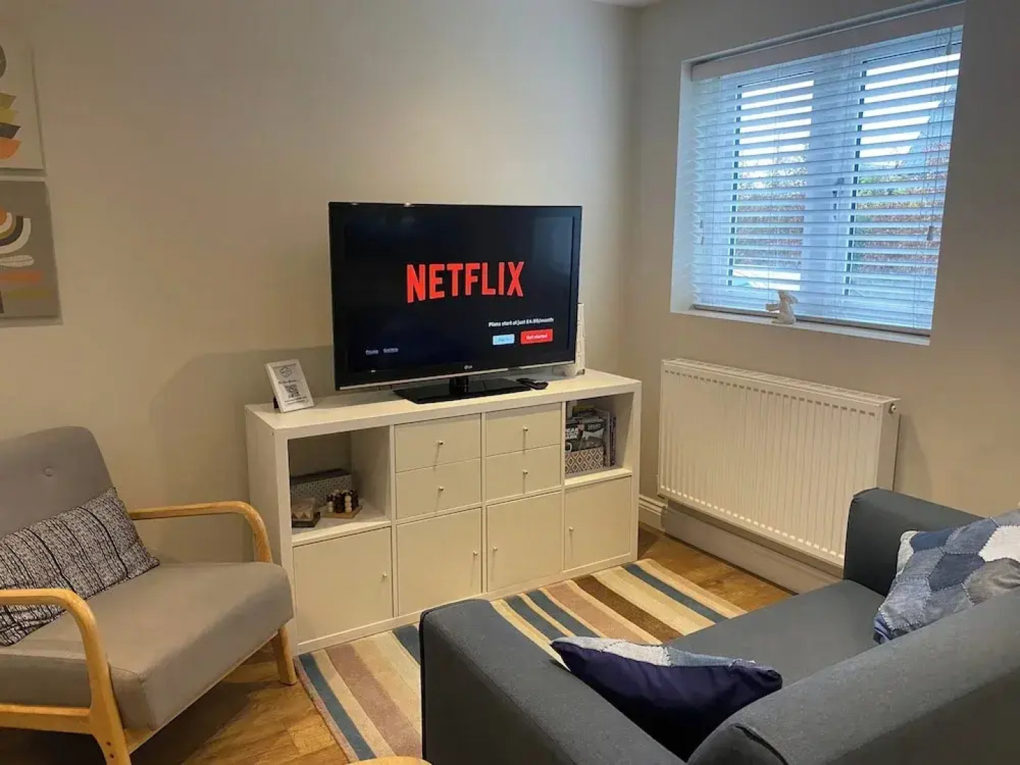 Modern 2-bed House and Parking Tibshelf Derbyshire