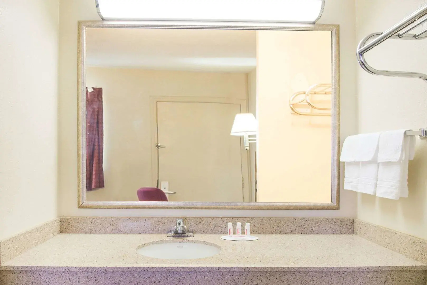 Quality Inn Cleveland Airport