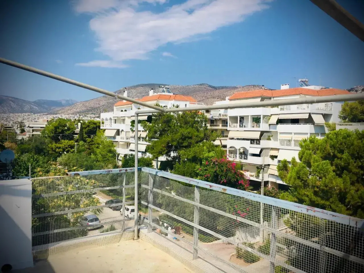 Lovely 50 sq penthouse & 25 sq balcony @ Glyfada