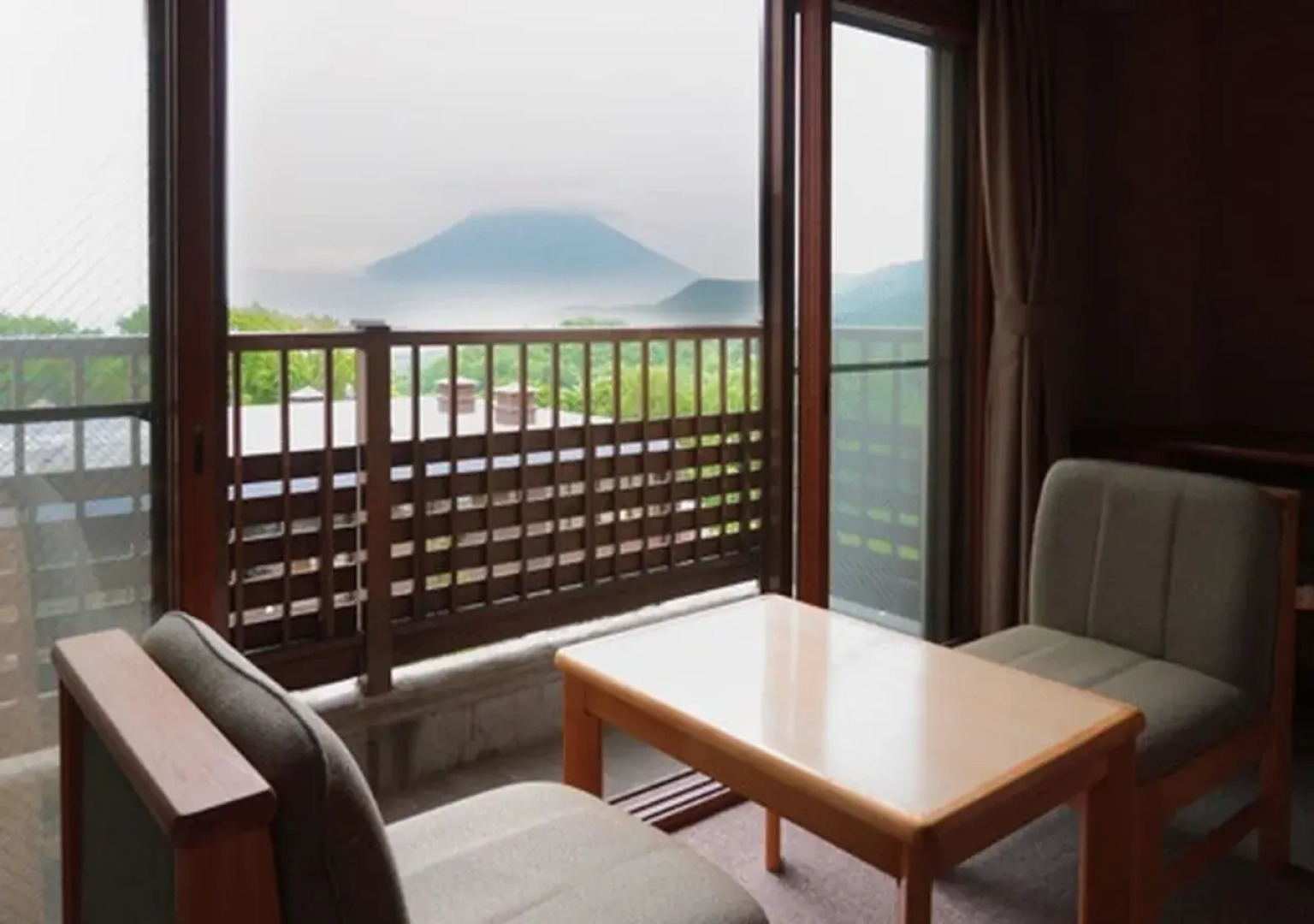 Natural Resort Niseko Weiss Hotel