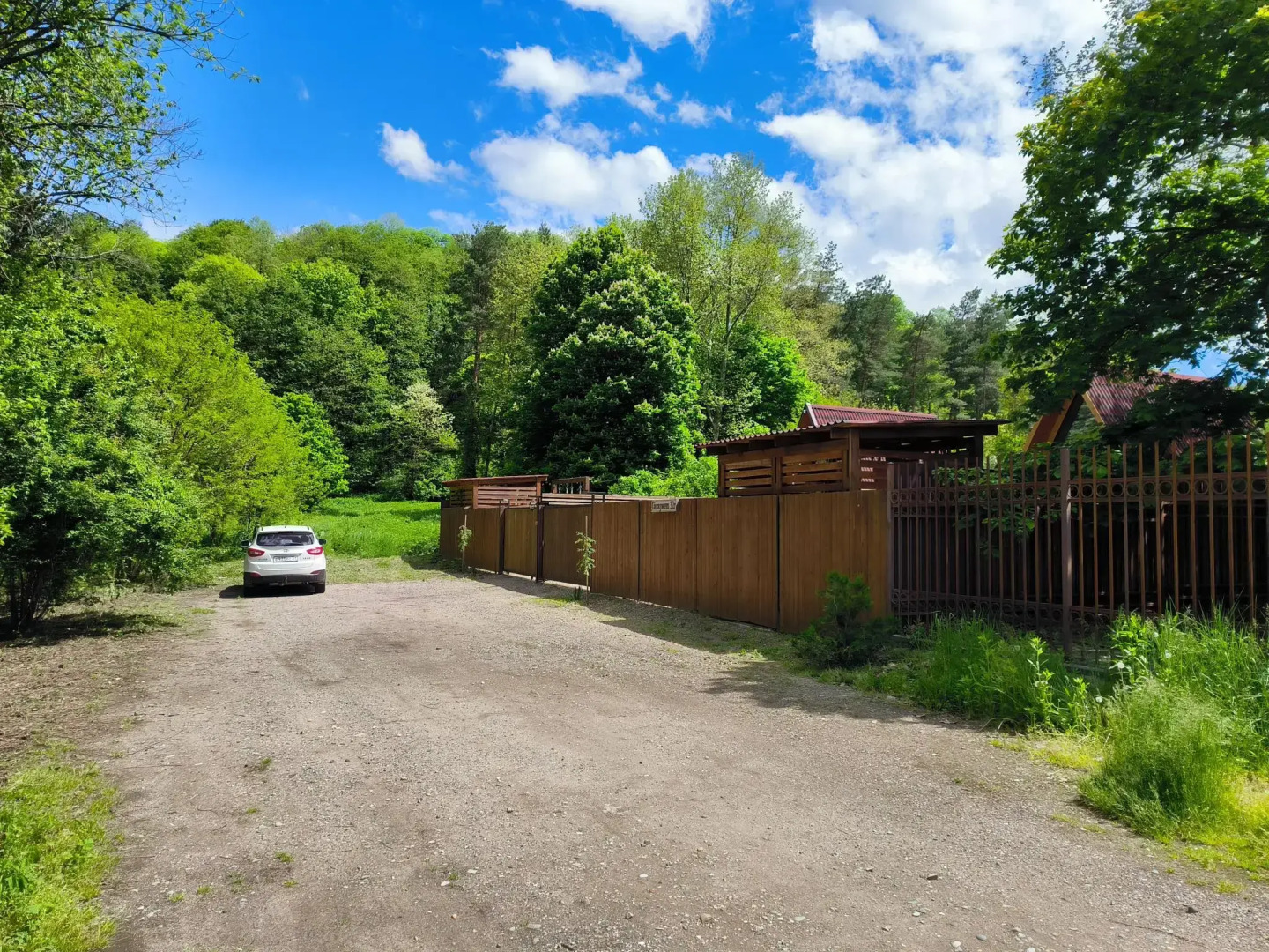 Дача у горы