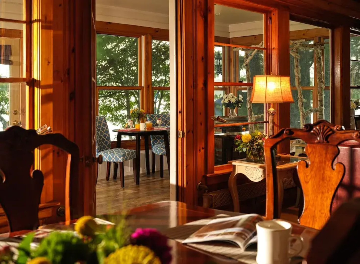 Wolf Cove Inn