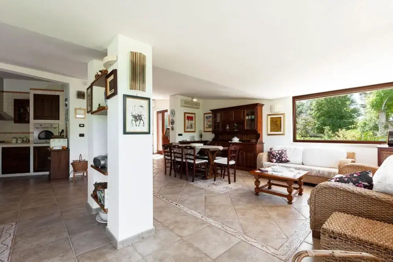 Villa Carmen With Garden And Pool