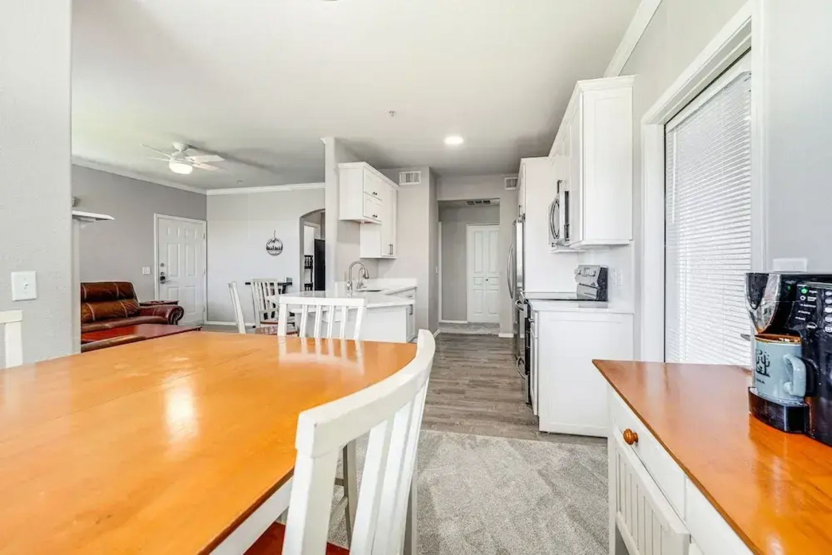 Near Spring Training: Mesa Condo w/ Pool Access!