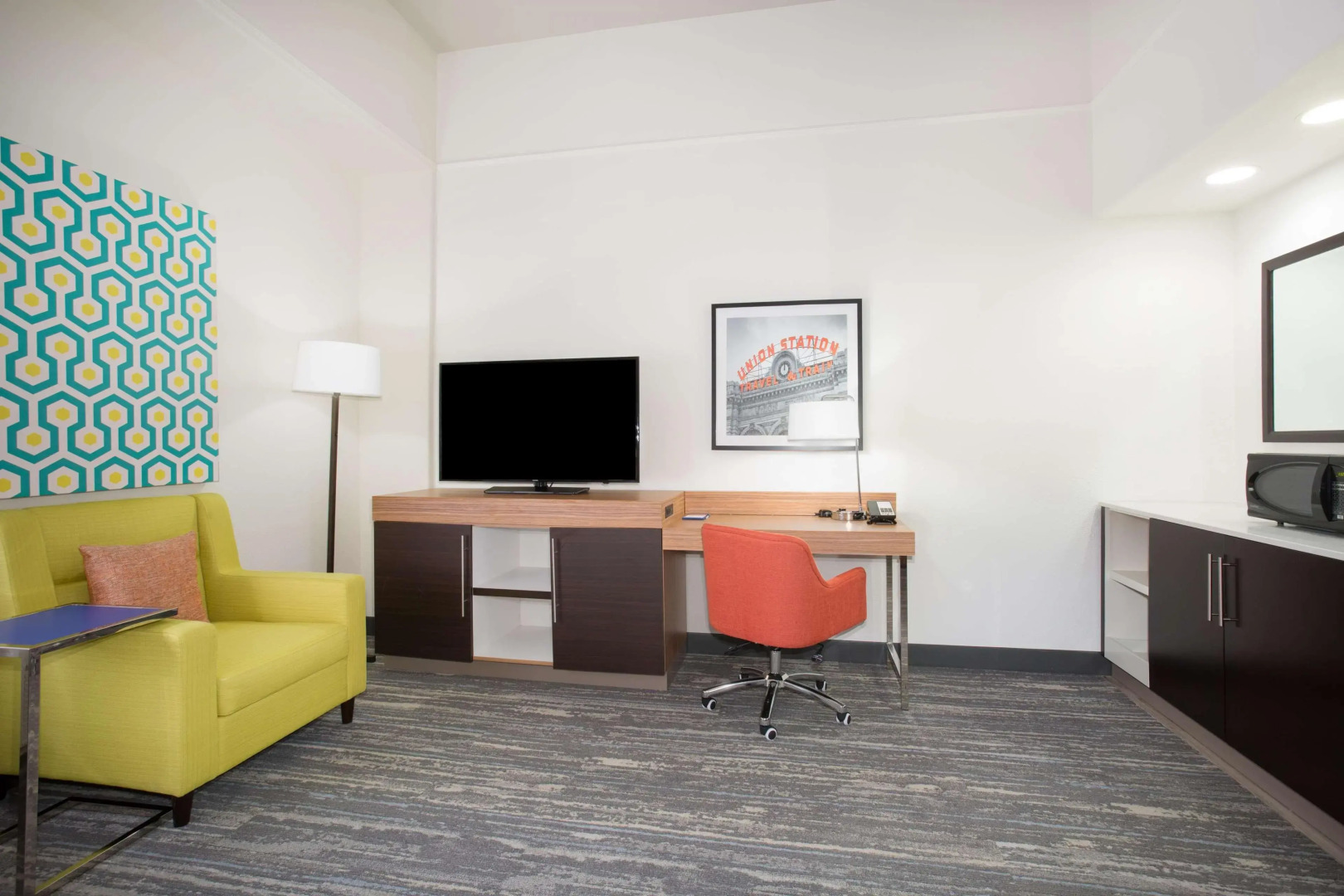 Hampton Inn & Suites Parker