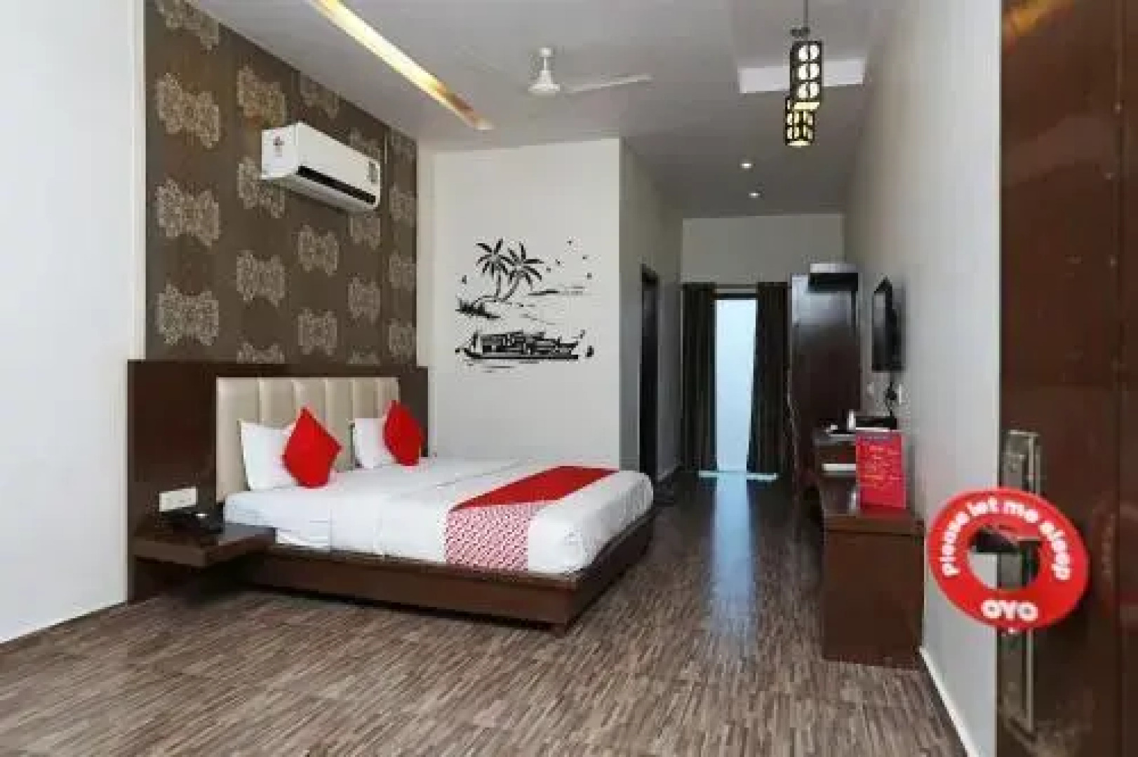 Hotel Sanskriti Greens By OYO Rooms