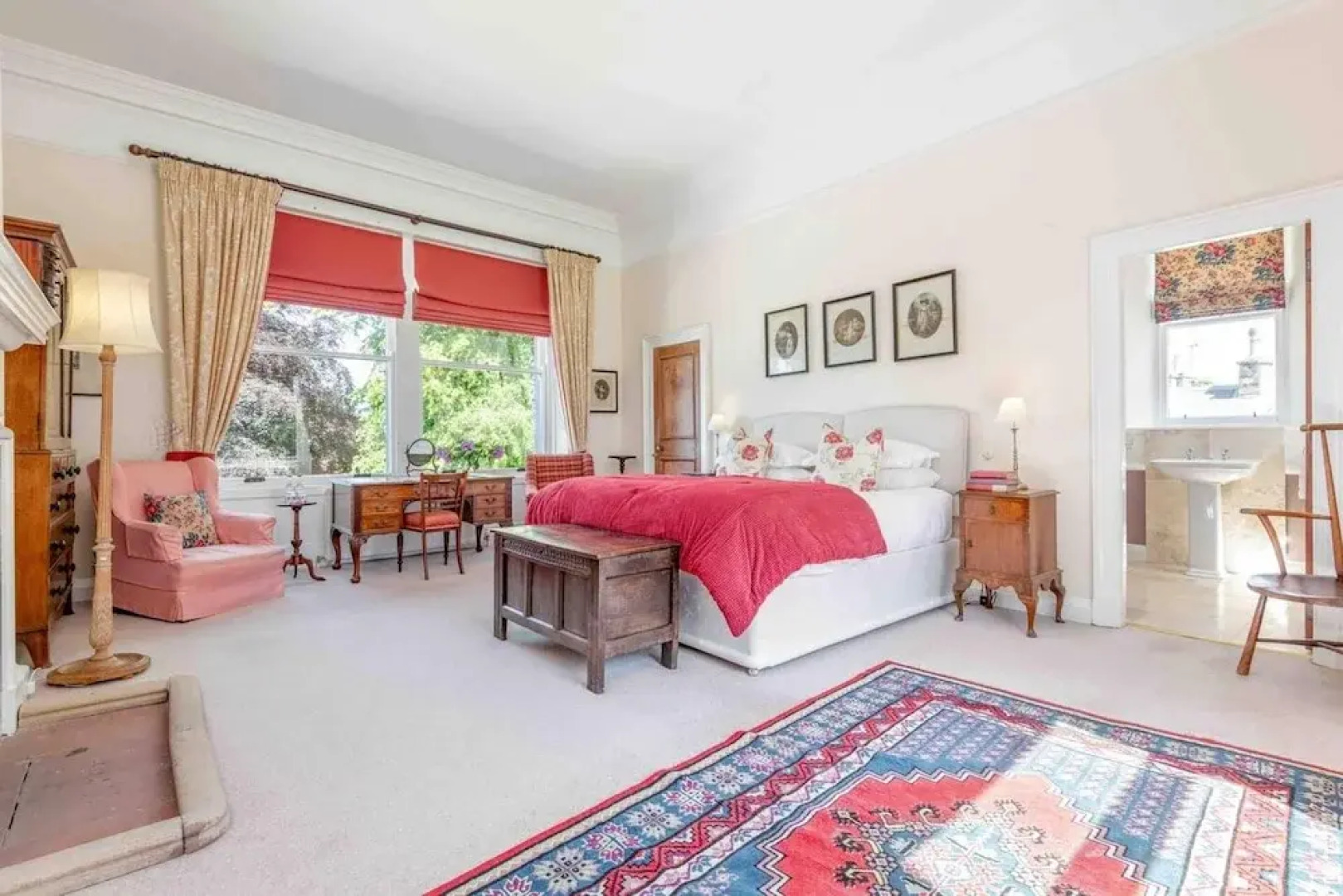 Charming 7-bed Estate House Near Gleneagles