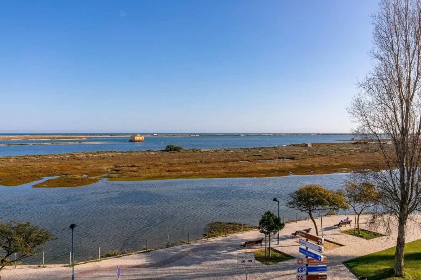 Two Bedroom Apartment in Fuseta by Ideal Homes