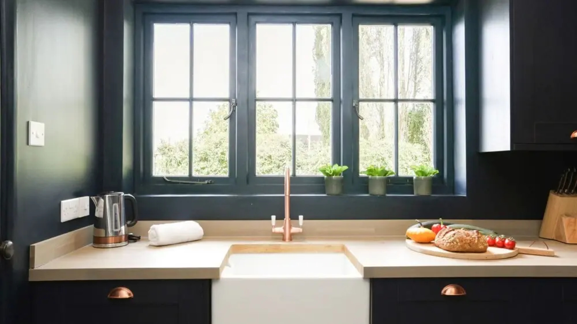 Pair of Secluded Rural Cottages near Oxford