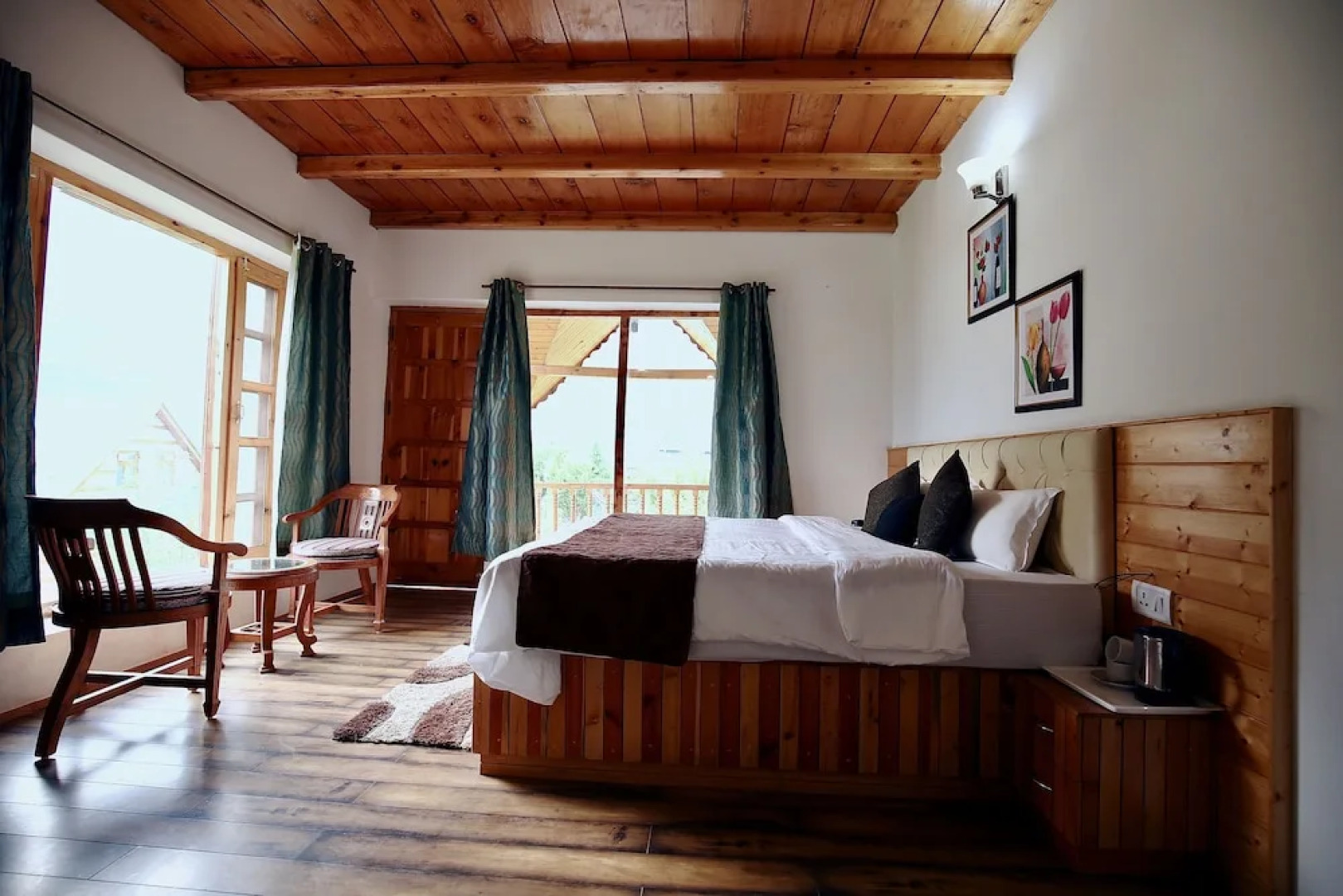 The Holidays Club Manali