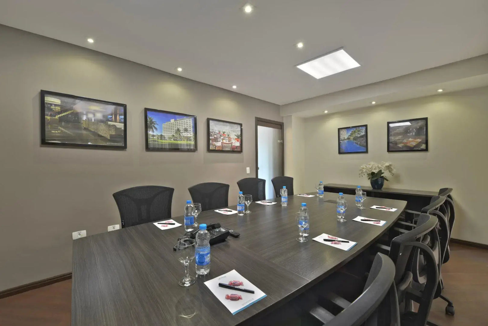 Hotel Deville Express Cascavel