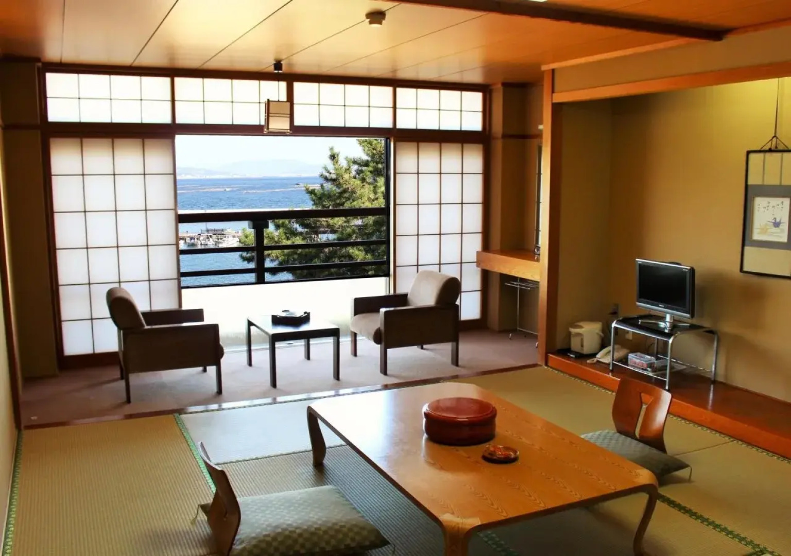 Отель Miyajima Seaside