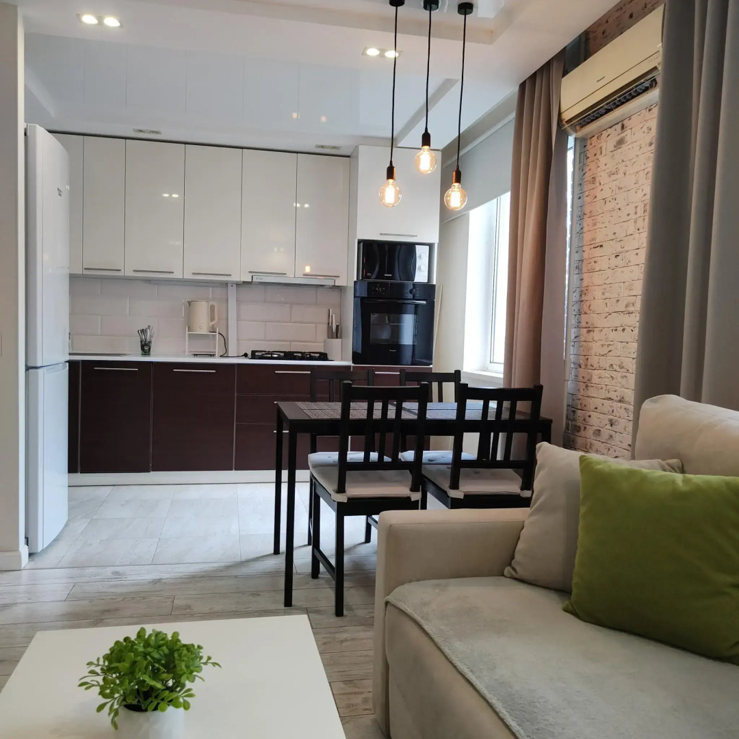 Апартаменты на улице Клавы Нечаевой 1