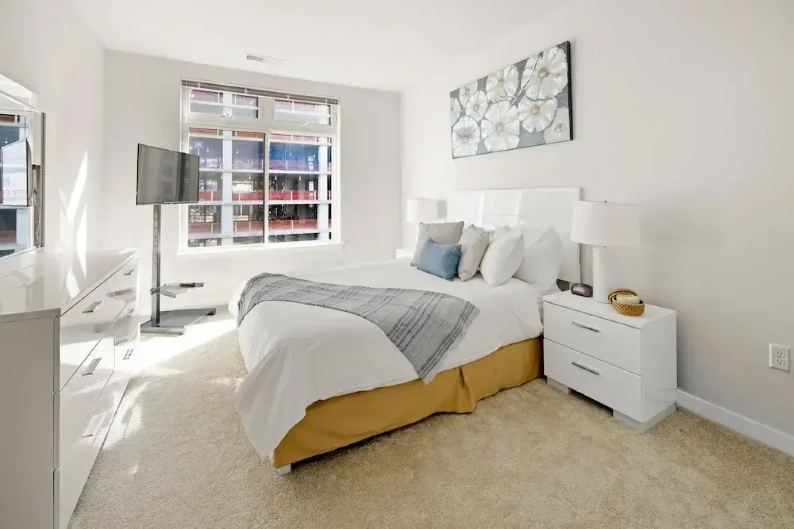 Global Luxury Suites at Reston