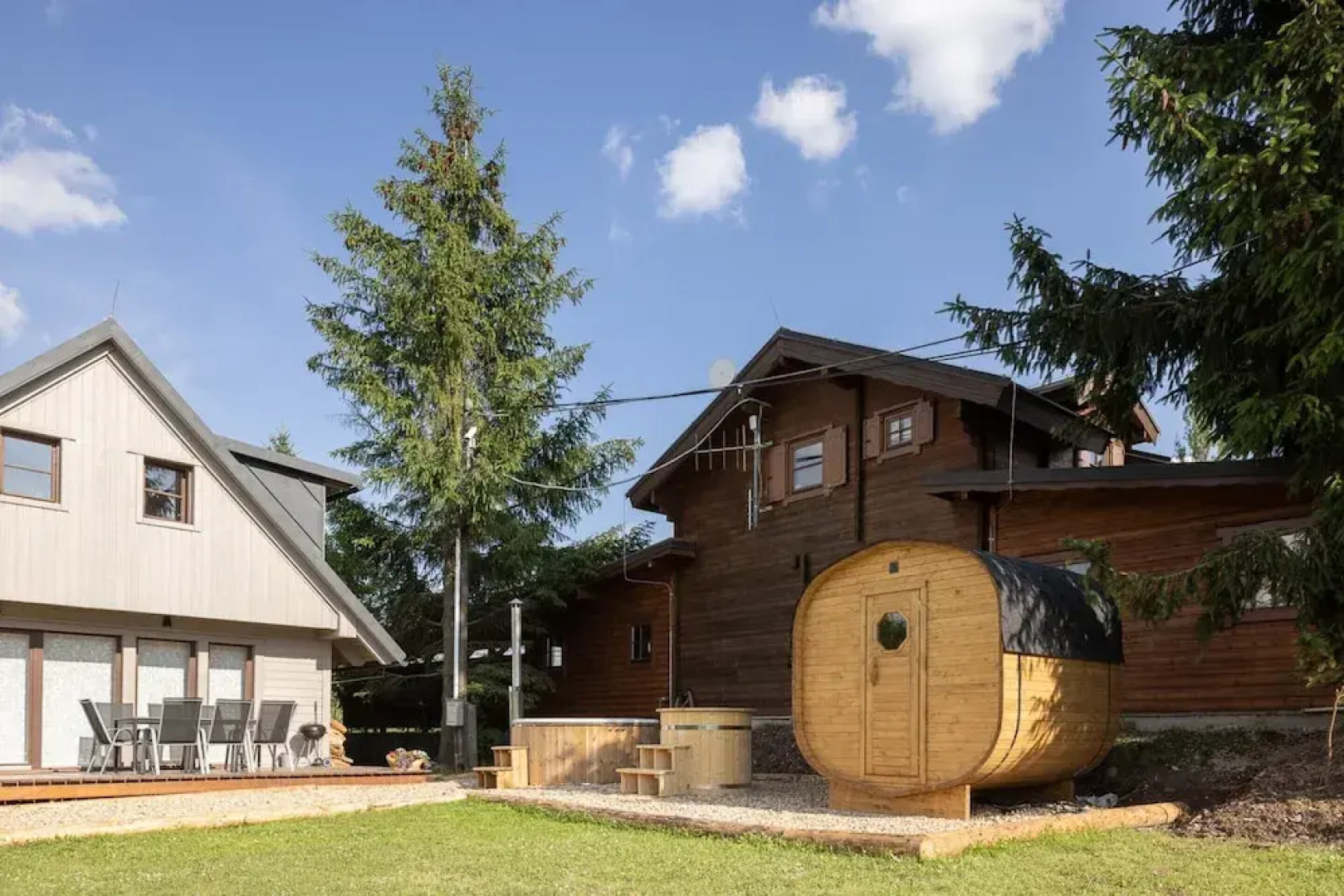 Villa in Dolni Branna With Sauna