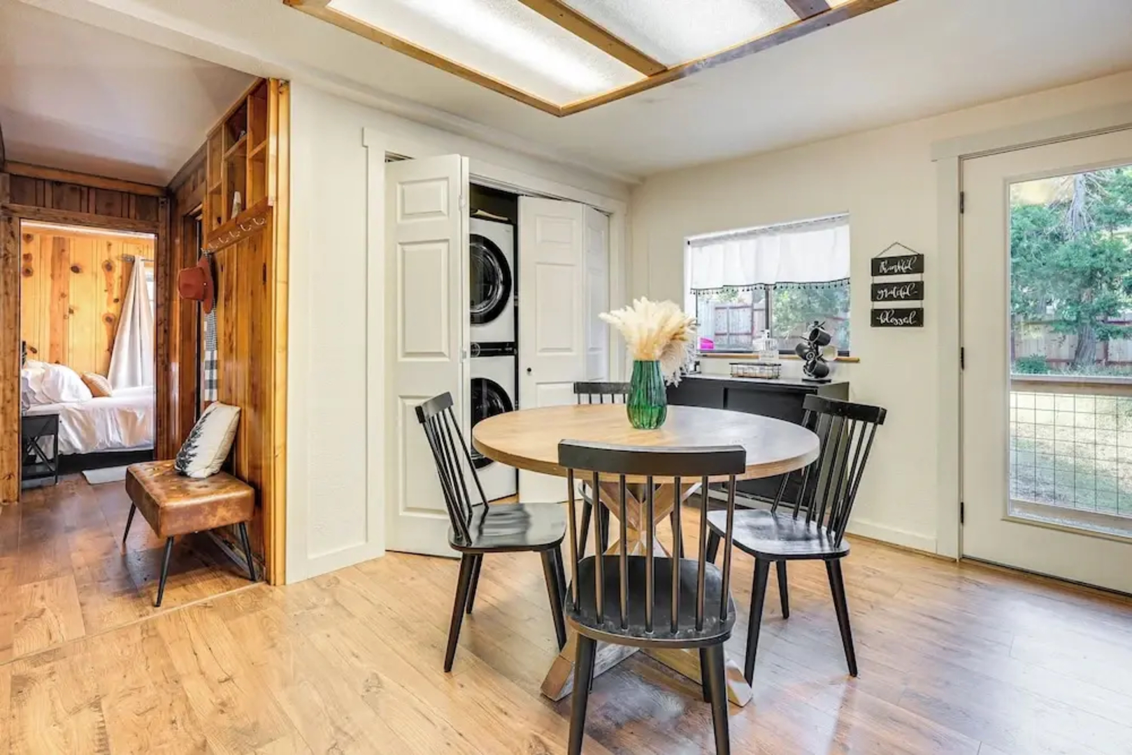 Hike, Ski & Fish: Charming Cabin in Twain Harte!